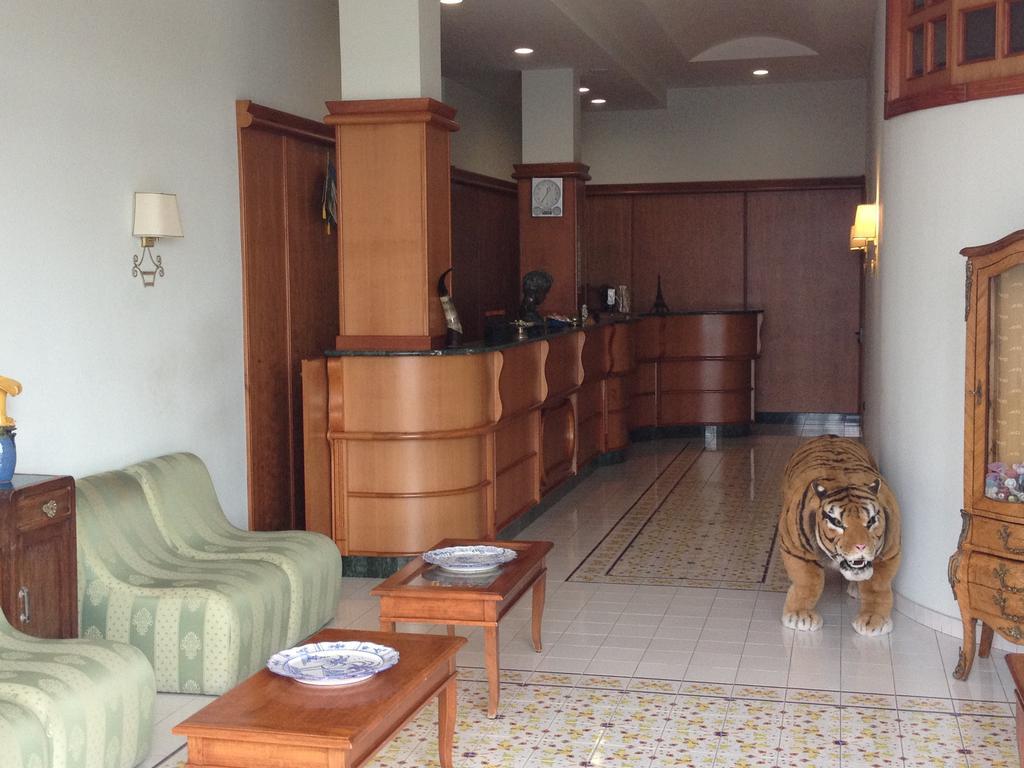 Hotel L' Anicre 3*